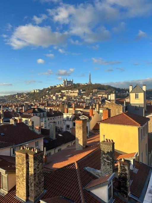 Mirador T2 Ensoleille Place Des Terreaux Vue Fourviere Лион Екстериор снимка
