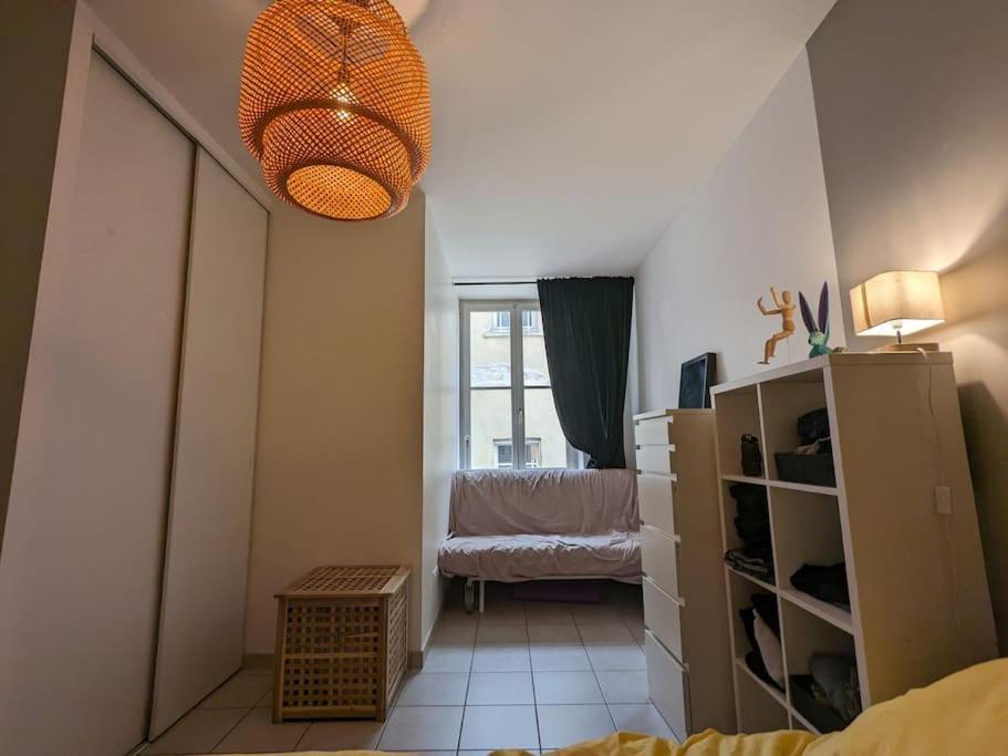 Mirador T2 Ensoleille Place Des Terreaux Vue Fourviere Лион Екстериор снимка